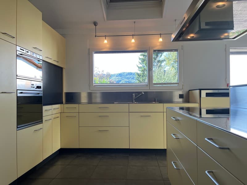 Charmantes 5.5-Zimmer-Reihenhaus in Safenwil – sofort verfügbar (2)