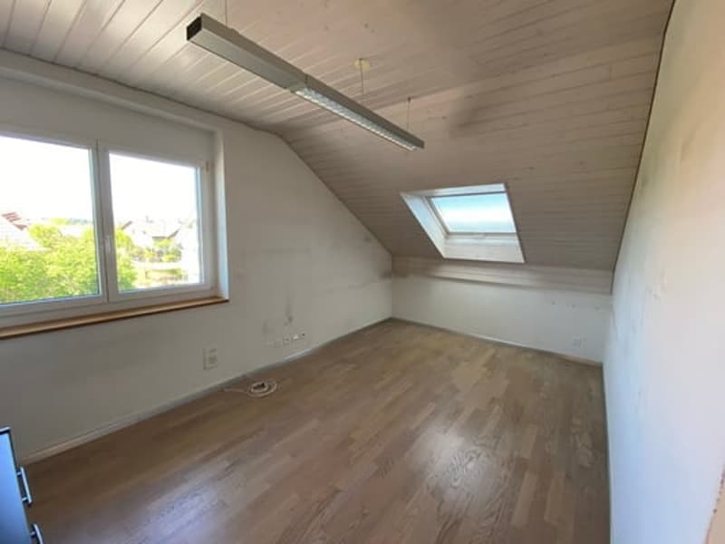 Moderne 5.5-Zimmer-Duplex-Wohnung in Baetterkinden (17)
