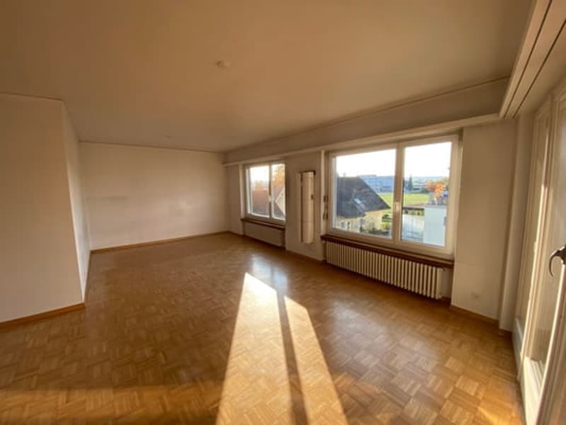 4 1/2 Zimmerwohnung im 2. Obergeschoss (3)