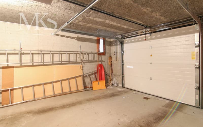 UG2 Garage