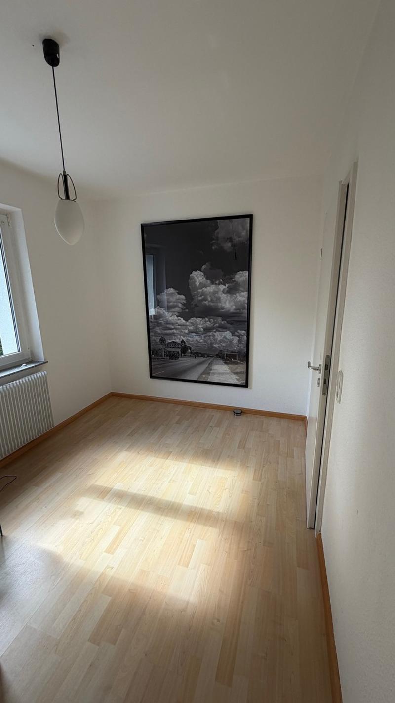 Wunderschönes Haus mit Garten und Garage (12)