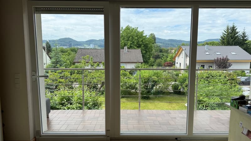 Wunderschönes Haus mit Garten und Garage (2)