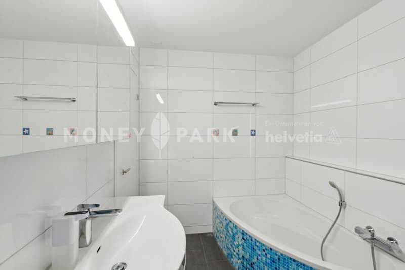Stilvolle Maisonette-Gartenwohnung in Zürich-Seebach (7)