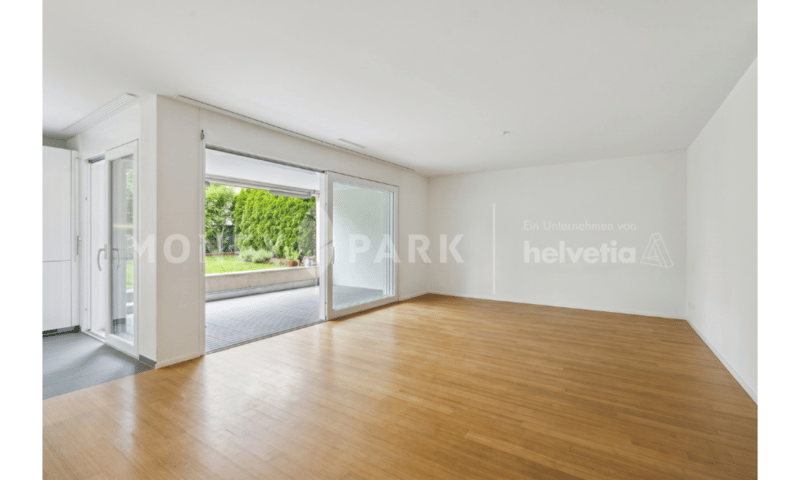 Stilvolle Maisonette-Gartenwohnung in Zürich-Seebach (2)