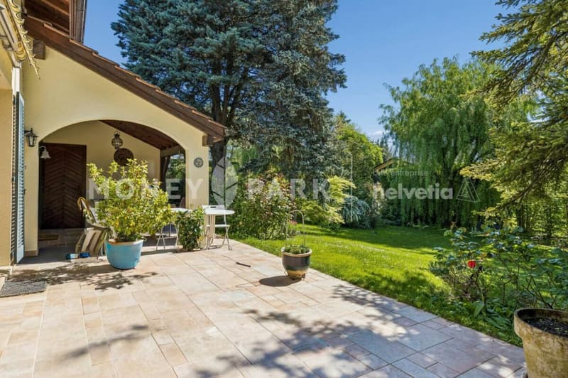 En exclusivité : Magnifique villa individuelle avec grand jardin (5)