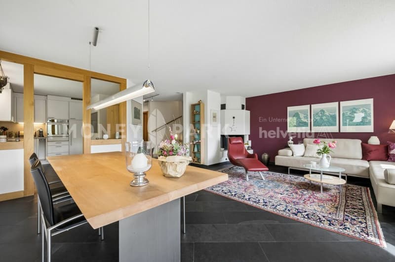 7.5-Zimmer-Doppeleinfamilienhaus mit Weitsicht und Privatsphäre (3)