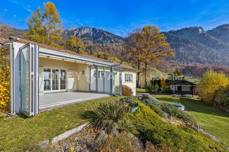 6-room single-family home in an exclusive location in Malans (2)