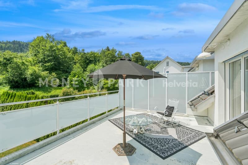 Living with a view - Well-kept 5.5-room house on Pfannenstiel (6)