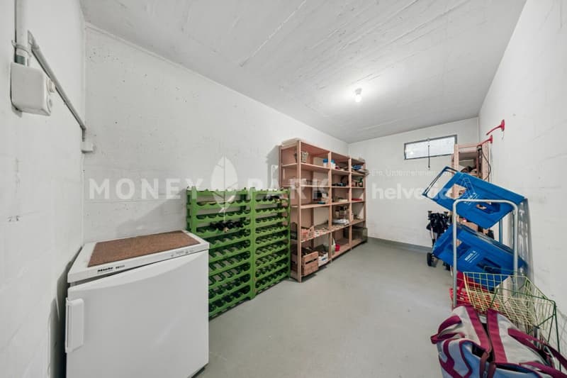 Attraktive 3.5-Zimmer-Etagenwohnung mit grossem und kleinem Balkon (10)
