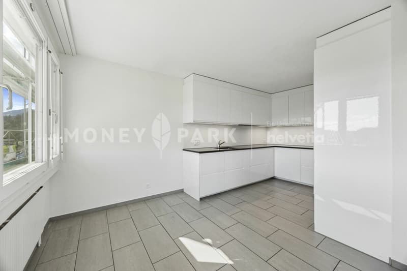 Moderne 4.5-Zimmer-Wohnung mit Weitblick (3)