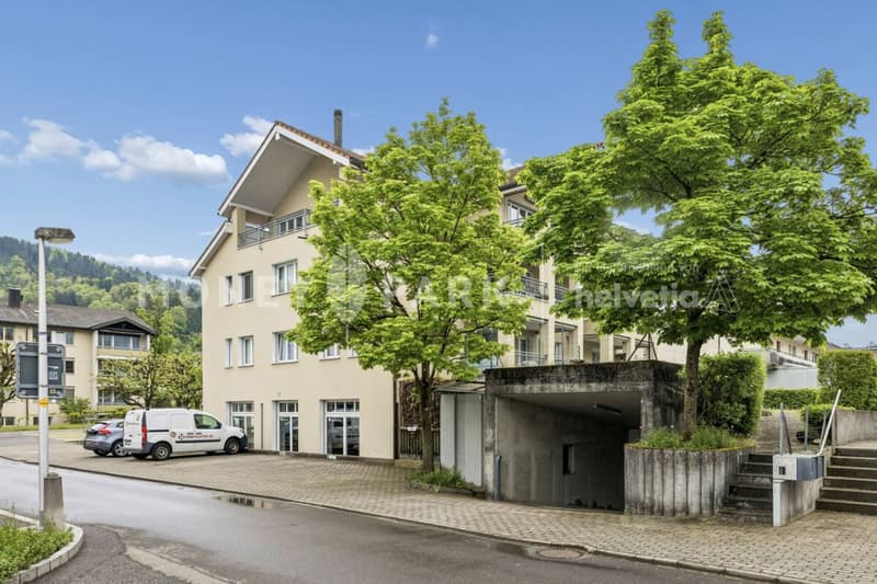 3.5-Zimmer-Wohnung in attraktiver Lage - Ein Zuhause mit Potenzial (1)