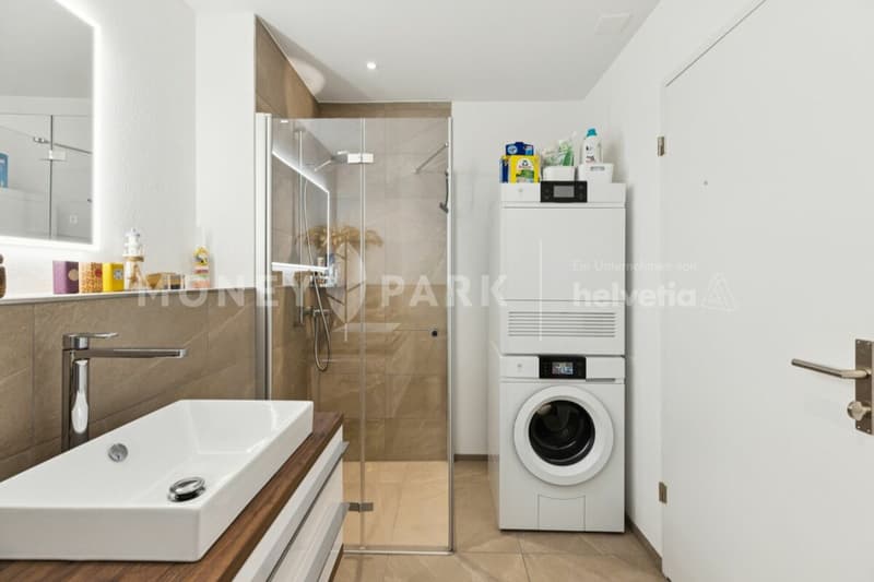 Moderne 4.5-Zimmer-Wohnung im Erdgeschoss (7)