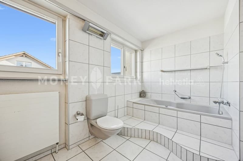 Exklusive Maisonette-Dachwohnung mit Galerie, Sauna und viel Raum zum Wohlfühlen (8)