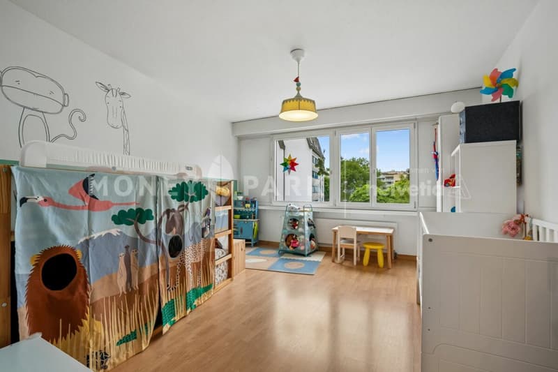 Naturnahe 5.5-Zimmer-Familienwohnung (9)