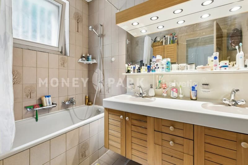 Maison individuelle de 8 pièces à Crissier (14)