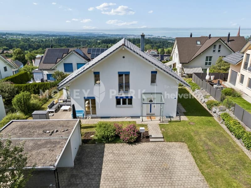 Modernes 6.5-Zimmer-Einfamilienhaus an bevorzugter Lage (1)