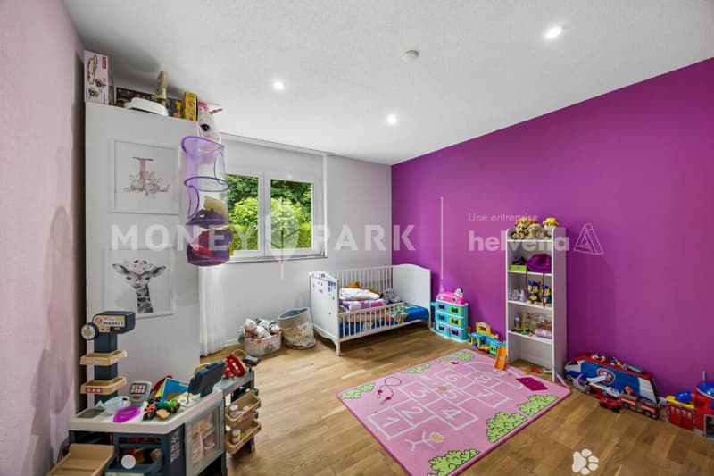 Mehrfamilienhaus mit zwei 4.5-Zimmer-Wohnungen, das zahlreiche Möglichkeiten zur Weiterentwicklung bietet (3)