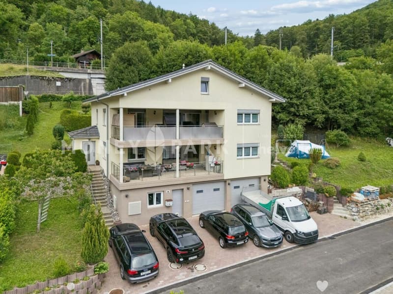 Mehrfamilienhaus mit zwei 4.5-Zimmer-Wohnungen, das zahlreiche Möglichkeiten zur Weiterentwicklung bietet (1)