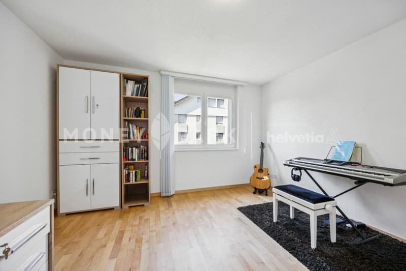 Schönes 4.5-Zimmer-Wohnung mit Balkon (8)