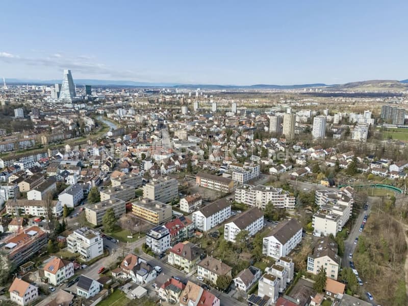 Gut erhaltene Doppelhaushälfte mit Garten (7)