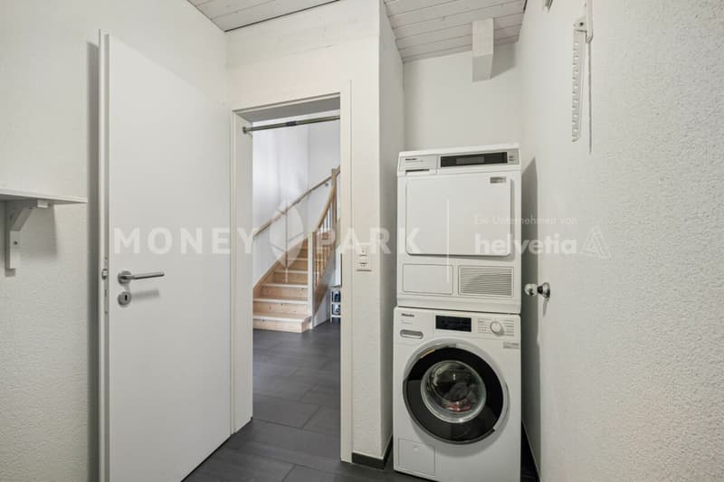 Attraktive 4.5-Zimmer-Maisonette-Dachwohnung (15)