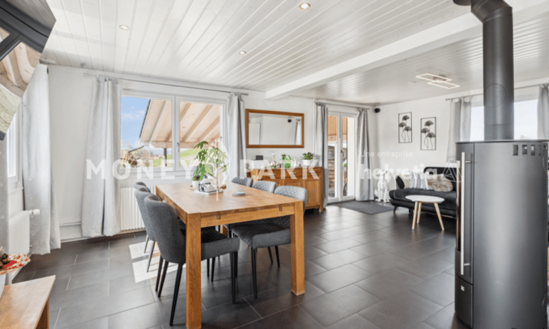 Einfamilienhaus mit Pool / Maison individuelle avec piscine (3)