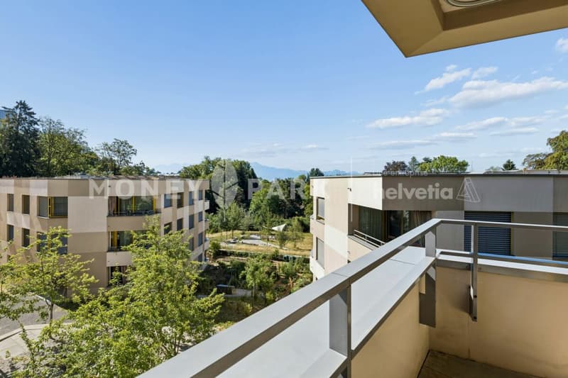 En exclusivité : Appartement lumineux avec belle vue et excellente situation (2)