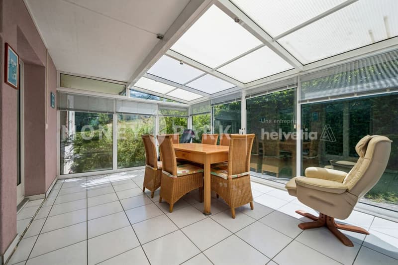 APPARTEMENT FAMILIAL LUMINEUX DE 4.5 PIECES AVEC VÉRANDA ET JARDIN PRIVATIF (9)