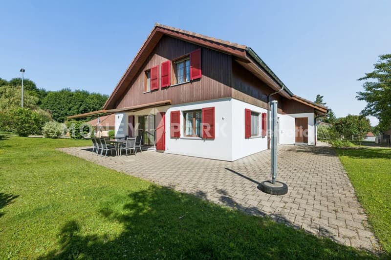 Spacieuse maison familiale avec grand jardin et volumes généreux (2)