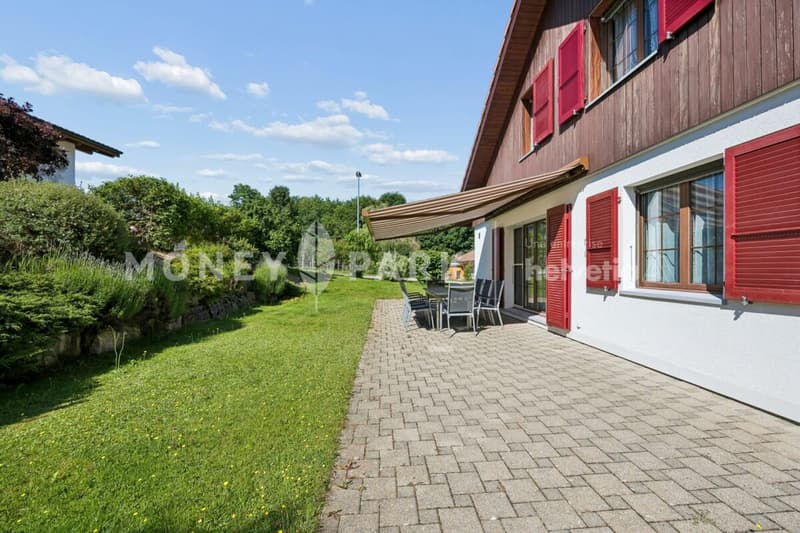 Spacieuse maison familiale avec grand jardin et volumes généreux (10)