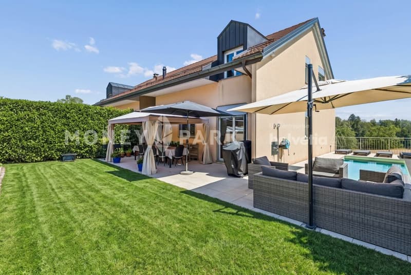 Villa familiale avec piscine à Boussens (1)