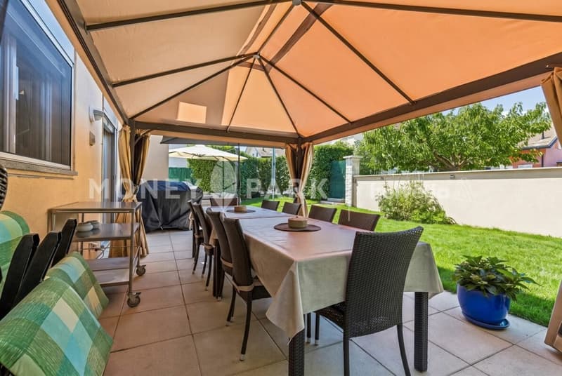Villa familiale avec piscine à Boussens (6)