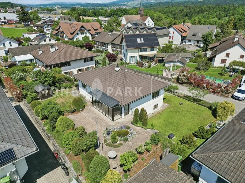 6.5-Zimmer-Einfamilienhaus in ruhiger Wohnlage mit Gartenidylle (2)