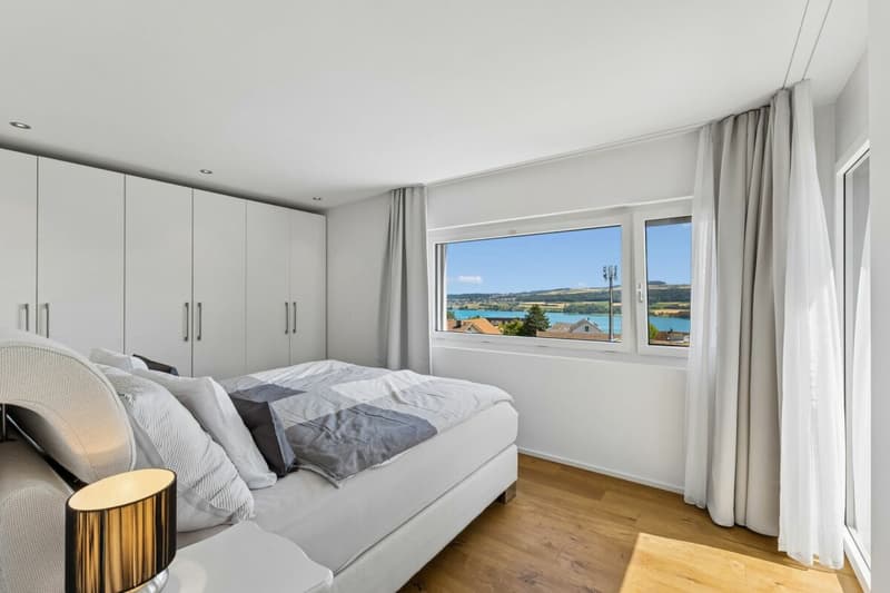 Exklusive 4.5-Zimmer-Attikawohnung mit Seeblick (8)