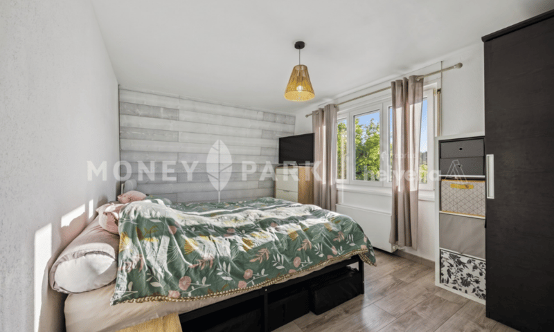 Maison individuelle de 5.5 pièces offrant une magnifique vue à Fontenais (5)