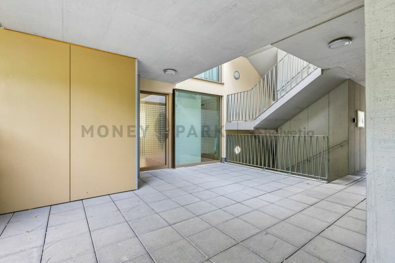 Moderne 3.5-Zimmer-Maisonette mit eigenem Garten (11)