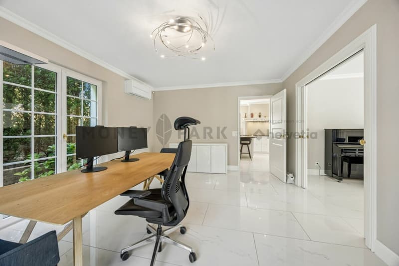 A Sanctuary of Luxury, Privacy and Tranquility (11)
