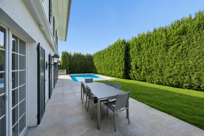 Privacy. Serenity. Distinction. (11)