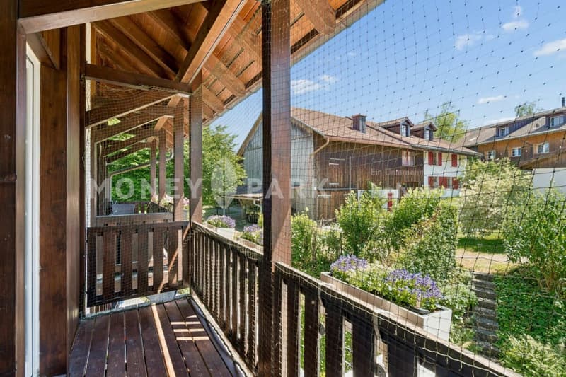 5.5-Zimmer-Reihenmittelhaus mit besonderem Wohngefühl und Garten (9)