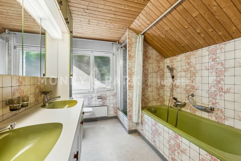 6.5-Zimmer-Einfamilienhaus mit Aussicht und Gestaltungspotenzial (8)