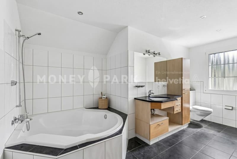 5.5-Zimmer-Einfamilienhaus mit Privatsphäre, Garten und Platz zum Leben (9)