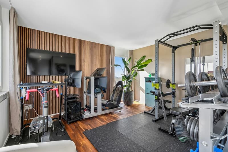Hochwertige 3.5 Zimmer-Wohnung mit grossem Balkon (10)