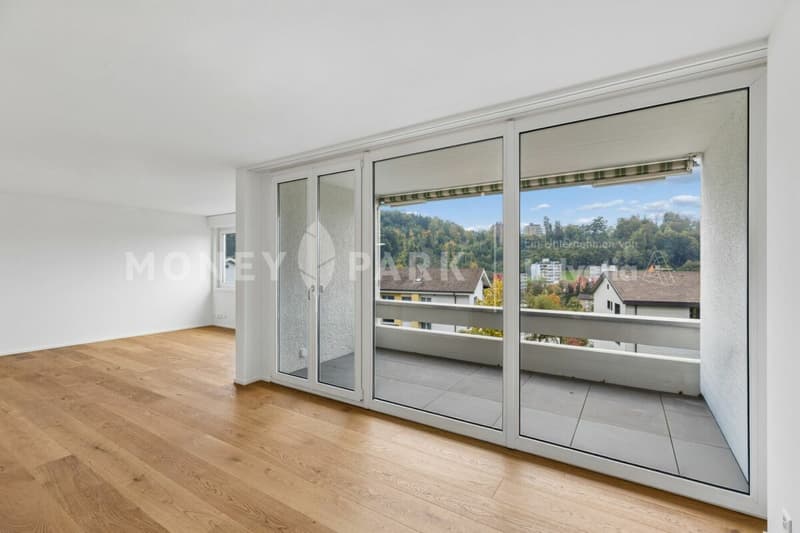 Stilvolles Wohnen - Hochwertig sanierte 4.5-Zimmer-Wohnung in Luzern (3)