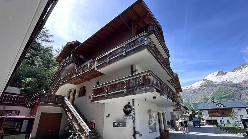 Haus Latzi (2)