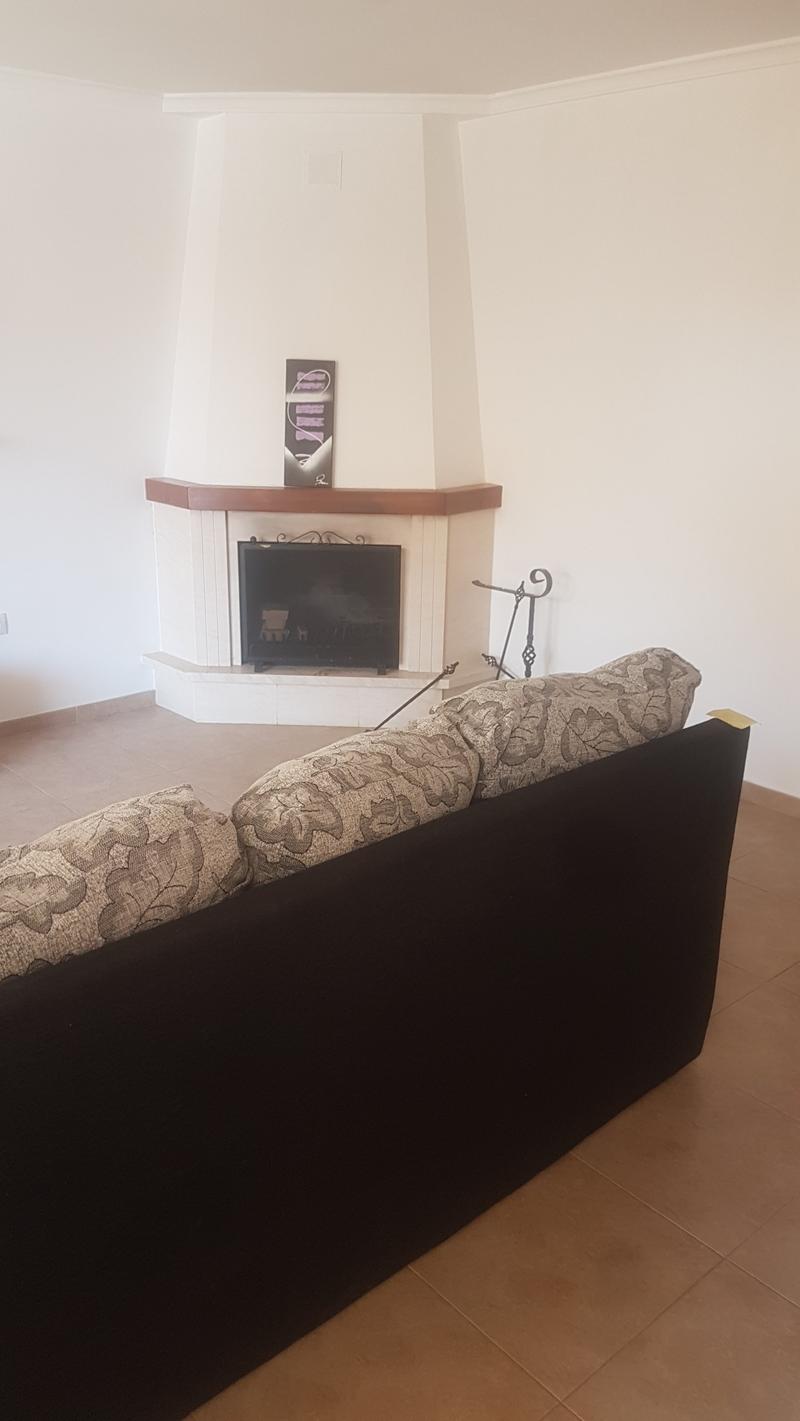 Charmantes 4-Zimmer-Reihenhaus mit Pool in ruhiger Lage von Pego (16)