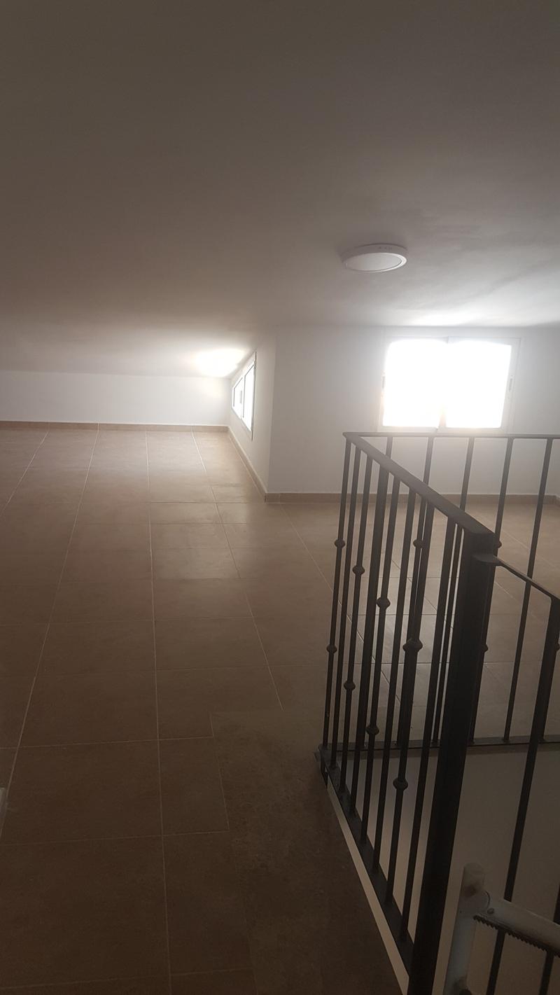 Charmantes 4-Zimmer-Reihenhaus mit Pool in ruhiger Lage von Pego (17)