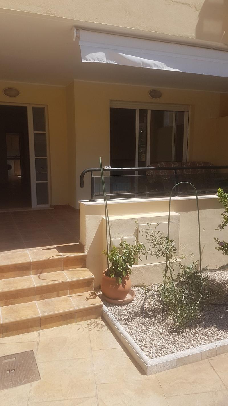 Charmantes 4-Zimmer-Reihenhaus mit Pool in ruhiger Lage von Pego (3)