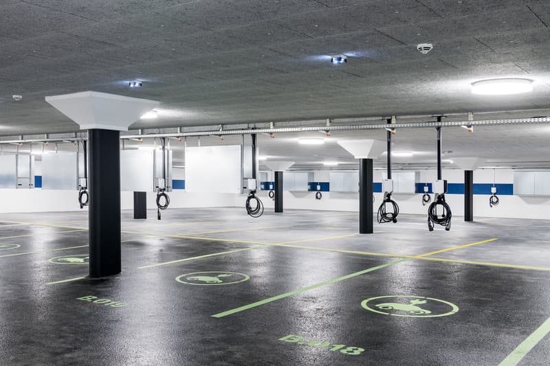 Freie Parkrechte in der Tiefgarage zum Mieten (2)
