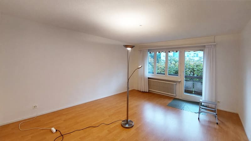 Umgebaute und sanierte 3.5 Zi. 2.OG - Wohnung in Uster zu vermieten (4)