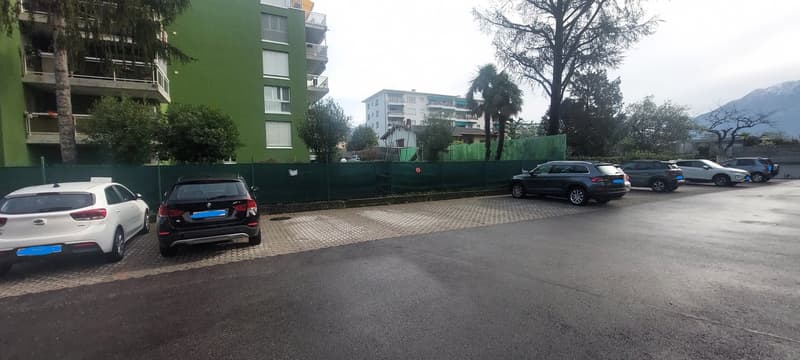 Parkplatz zu vermieten, Posto auto in affitto, (1)